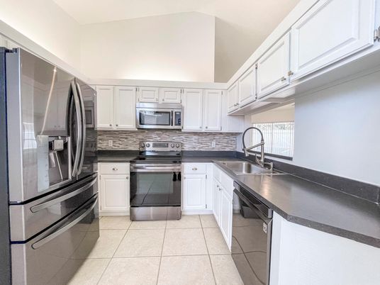 Interior, Kitchen, Stainless Steel Appliances