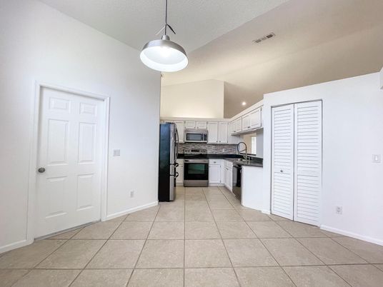 Interior, Kitchen, Pendant Lights, Stainless Steel Appliances