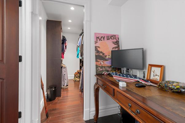 Home Office, Interior, Recessed Lighting, Wood Texture Flooring