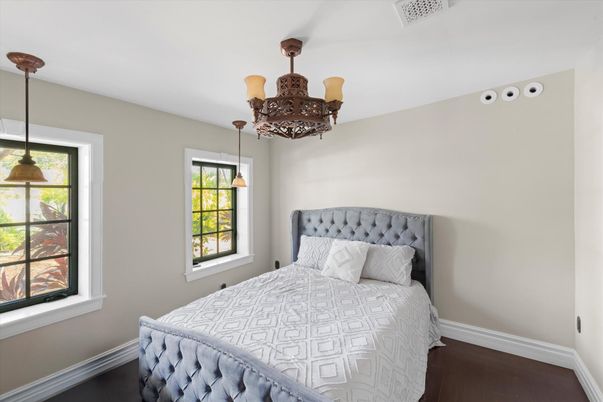 Bedroom, Interior, Pendant Lights, Wood Texture Flooring
