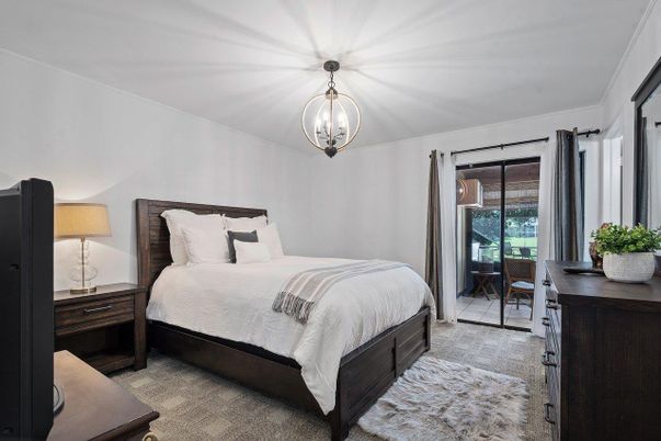 Bedroom, Interior, Pendant Lights