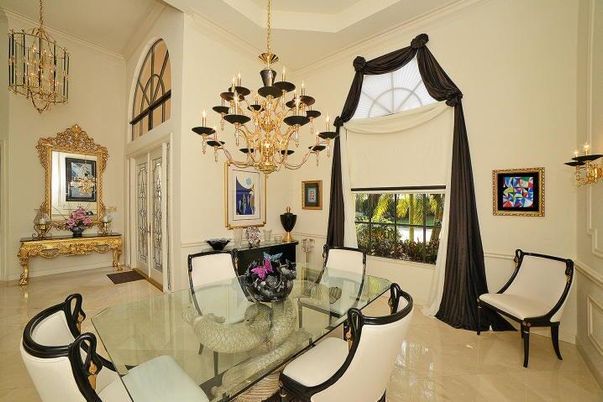 Chandelier, Dining room, Interior
