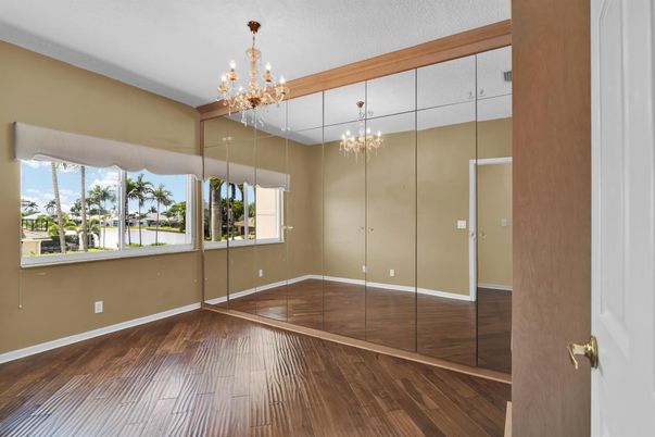 Chandelier, Empty room, Interior, Wood Texture Flooring