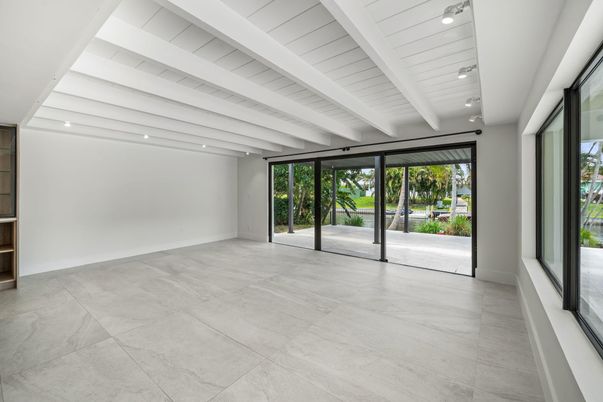 Empty room, Interior, Recessed Lighting