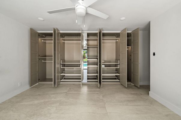 Interior, Walk-in Closets