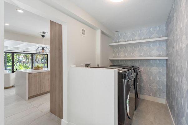 Interior, Pendant Lights, Recessed Lighting, Washer