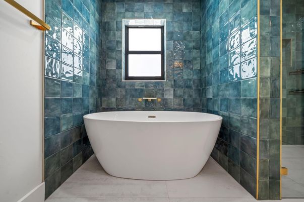 Bathroom, Free Standing Baths, Interior