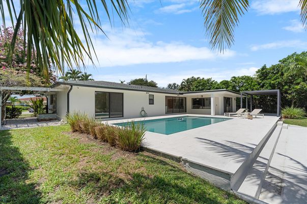 Backyard, Exterior, Pool