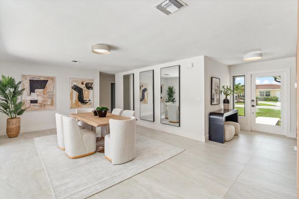 Dining room, Interior