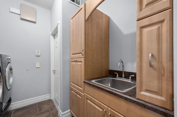 Interior, Washer