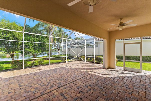 Glass Ceilings, Interior, Sun Room, Water