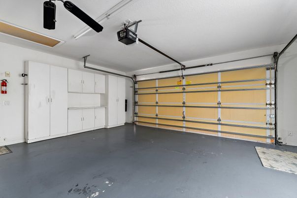 Garage, Interior