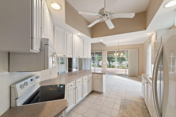 Interior, Kitchen, Recessed Lighting