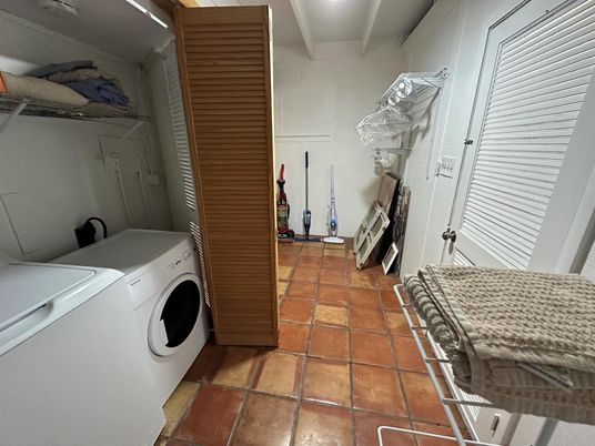 Interior, Utility Closets, Washer
