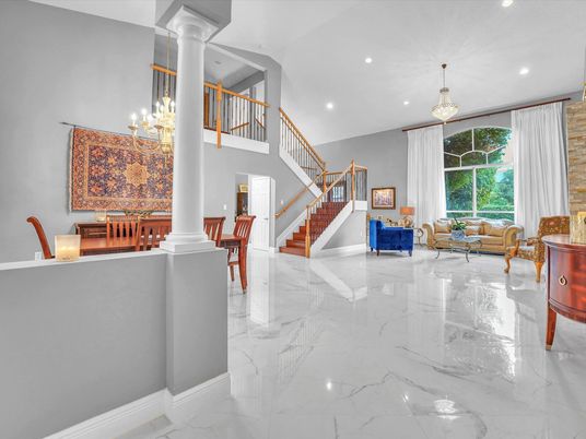 Chandelier, Dining room, Interior, Living room, Marble, Recessed Lighting