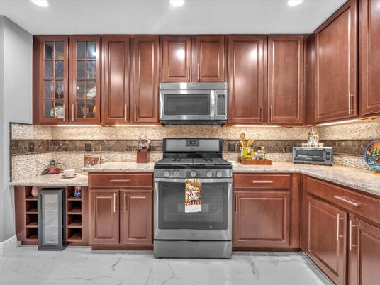 Interior, Kitchen, Marble, Recessed Lighting