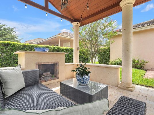 Exterior, Fireplace