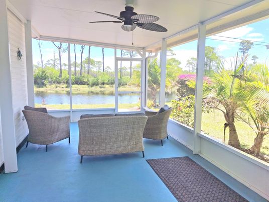 Interior, Sun Room, Water