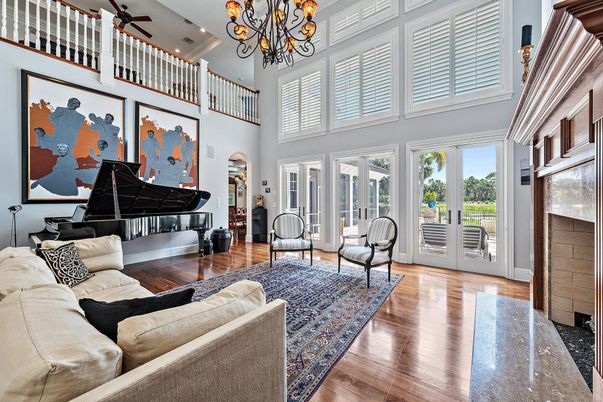 Chandelier, Interior, Living room, Piano, Recessed Lighting, Wood Texture Flooring