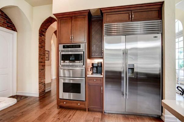 Interior, Kitchen, Stainless Steel Appliances, Wood Texture Flooring