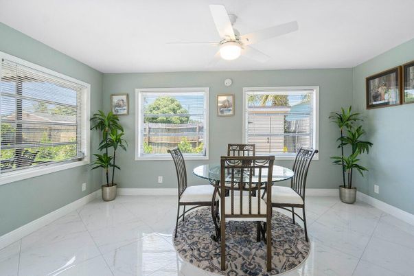 Dining room, Interior, Marble