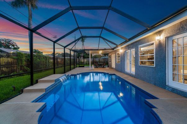 Glass Ceilings, Interior, Pool, Sun Room