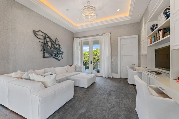 Chandelier, Home Office, Interior, Living room, Recessed Lighting
