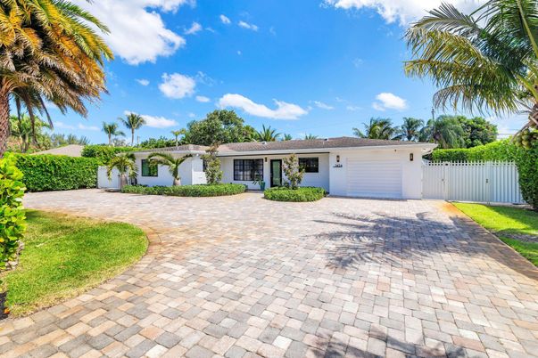 Attached, Backyard, Exterior, Facade, Ranch
