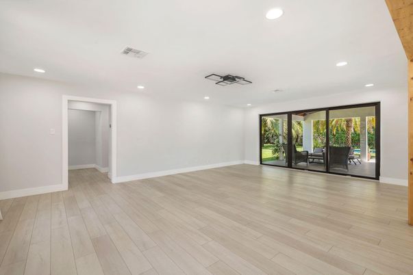 Empty room, Interior, Recessed Lighting, Wood Texture Flooring