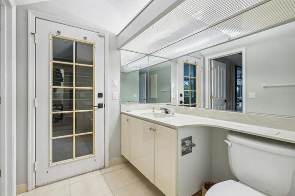 Bathroom, Interior