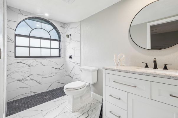 Bathroom, Interior, Marble, Marble Walls, Recessed Lighting