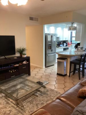 Dining room, Interior, Kitchen, Living room, Stainless Steel Appliances