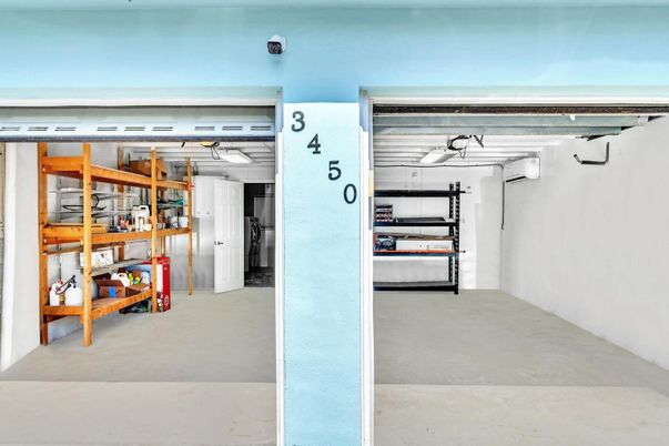 Garage, Interior