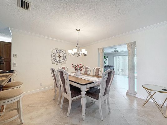 Chandelier, Dining room, Interior
