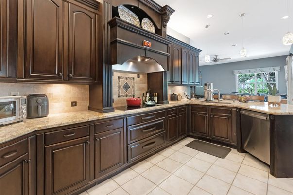 Interior, Kitchen, Pendant Lights, Recessed Lighting, Stainless Steel Appliances