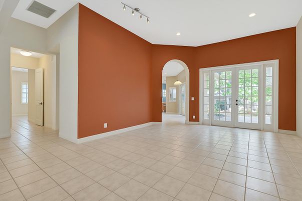 Empty room, Interior, Pendant Lights, Recessed Lighting