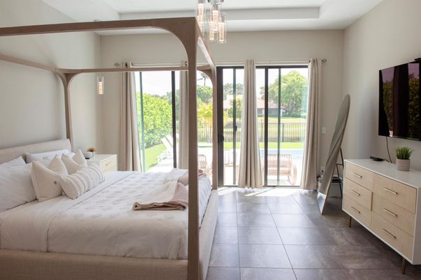 Bedroom, Interior, Pendant Lights