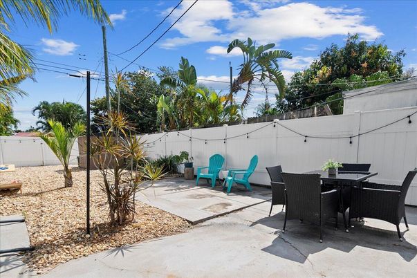 Backyard, Exterior