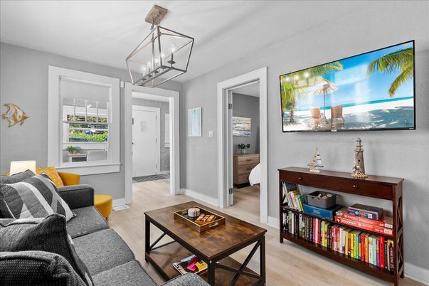 Interior, Living room, Pendant Lights, Wood Texture Flooring