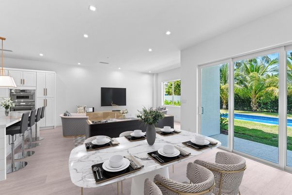 Dining room, Interior, Kitchen, Living room, Pendant Lights, Recessed Lighting, Stainless Steel Appliances, Wood Texture Flooring