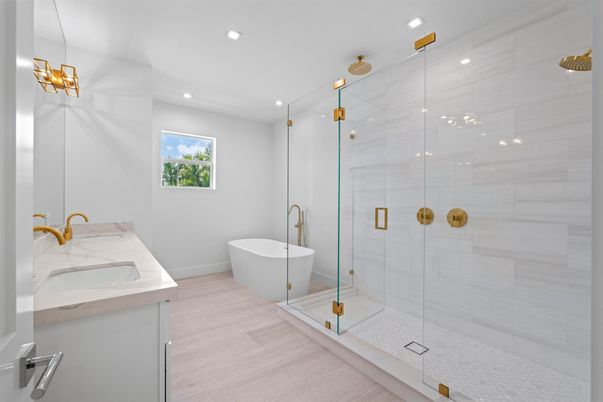 Bathroom, Dual Sink Vanities, Free Standing Baths, Glass Shower, Interior, Recessed Lighting