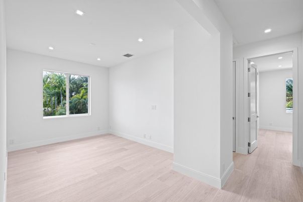 Empty room, Interior, Recessed Lighting, Wood Texture Flooring