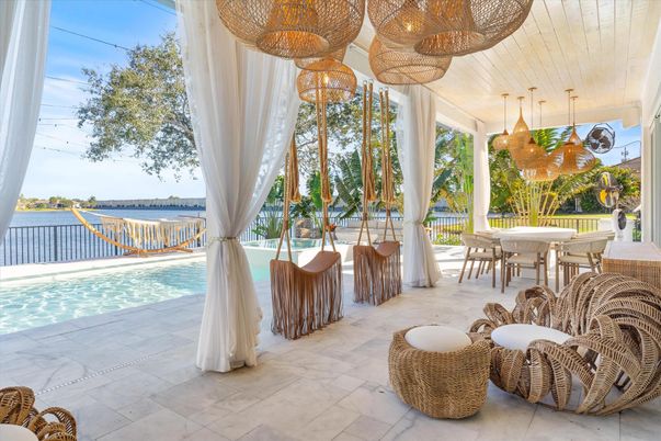 Exterior, Pendant Lights, Pool, Water