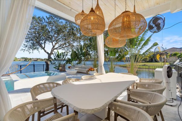Exterior, Pool, Water