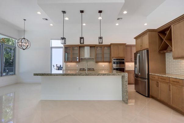 Interior, Kitchen, Pendant Lights, Recessed Lighting, Stainless Steel Appliances
