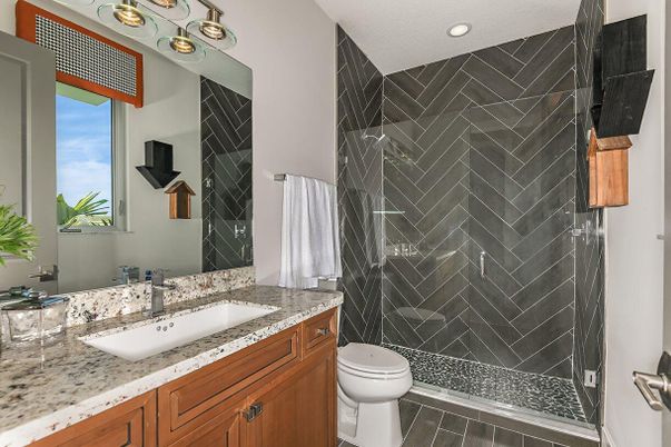 Bathroom, Interior, Recessed Lighting