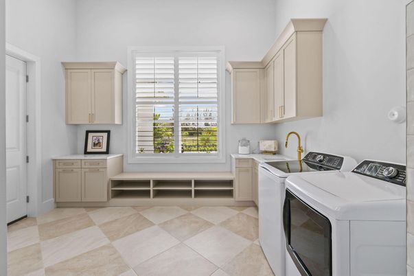 Interior, Washer