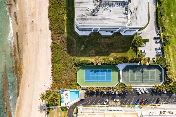 Exterior, Drone