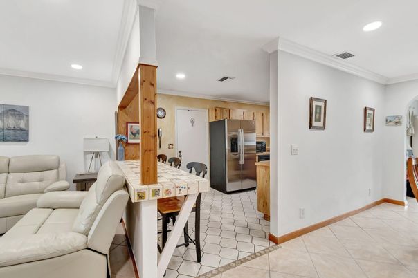 Interior, Kitchen, Living room, Recessed Lighting