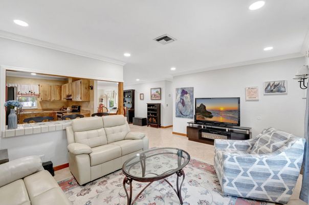 Interior, Kitchen, Living room, Recessed Lighting
